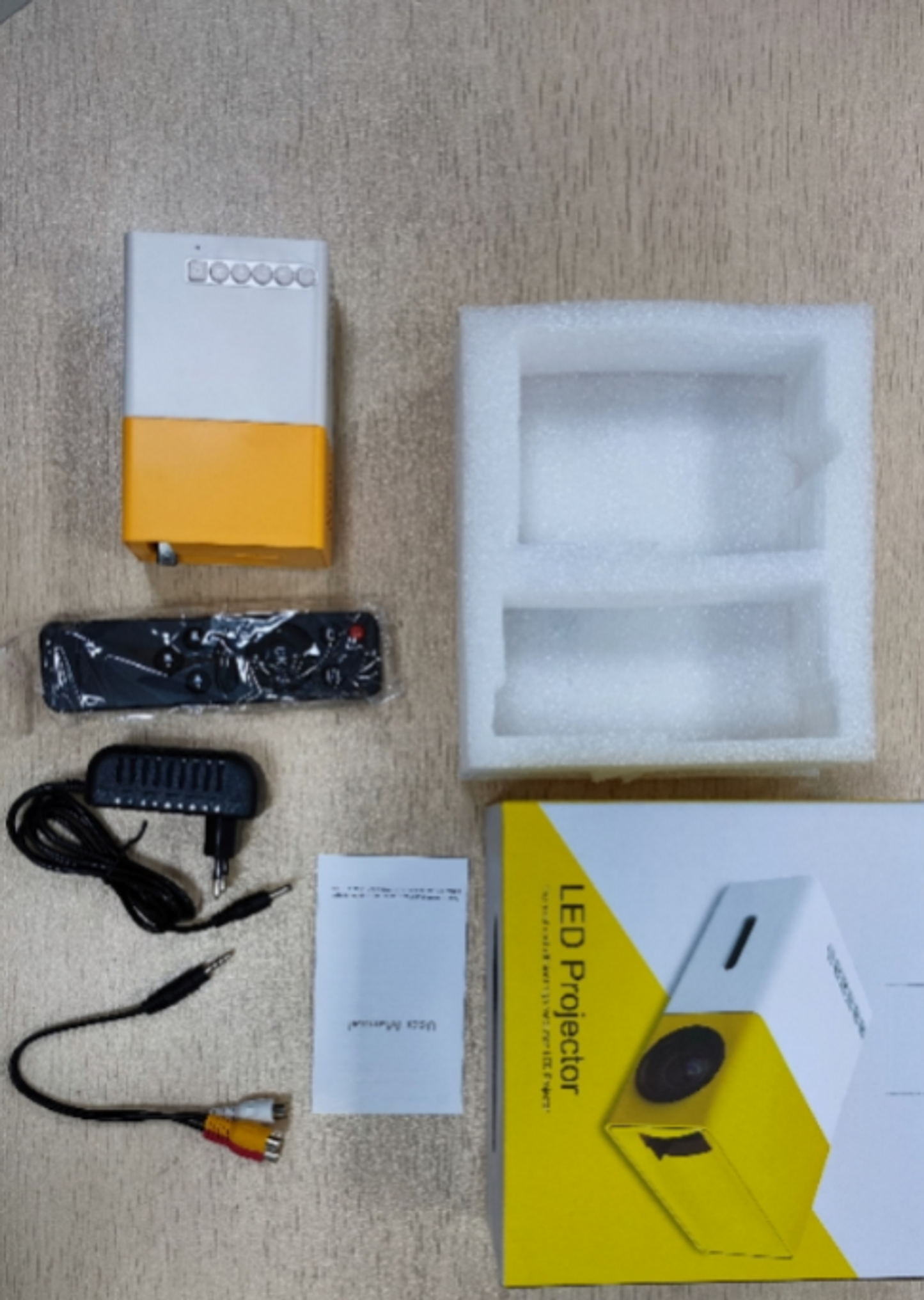 Mini Projector - HotEcomm
